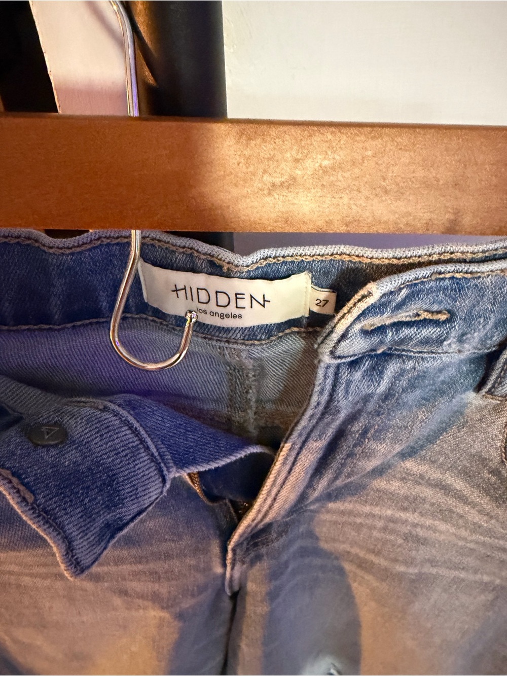HIDDEN Los Angeles High-Rise Light Blue Jeans